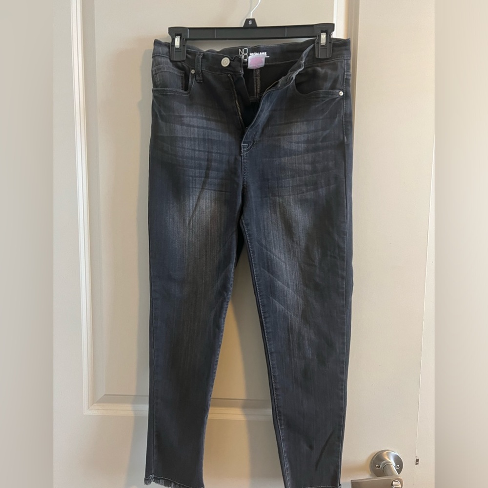 Skinny black wash ankle jeans
